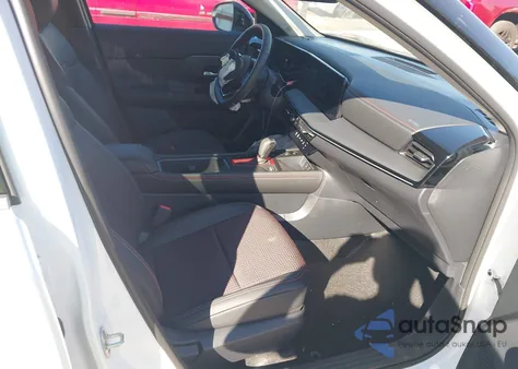 2025 Nissan Kicks Sr Fwd from USA, damaged, VIN 3N8AP6DA2SL439068